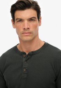 Superdry & Co - Sweter