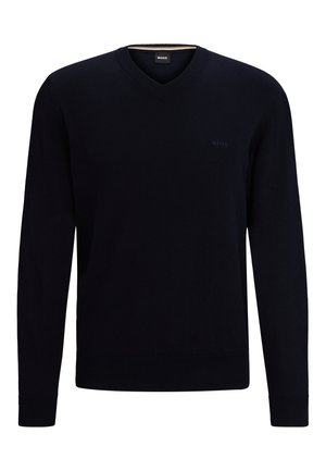 Pull noir à manches longues col V avec logo "BOSS" discret sur la poitrine, poignets et bas côtelés.