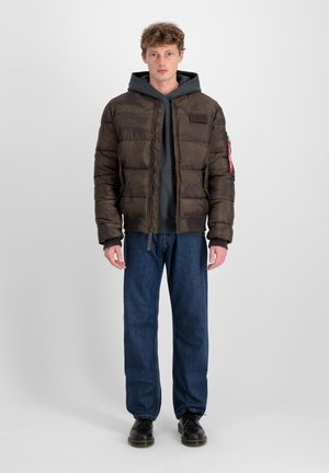 - Kurtka Bomber