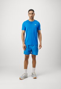 Under Armour VANISH SEAMLESS NOVELTY  - Print T-shirt - blue atlantis/white