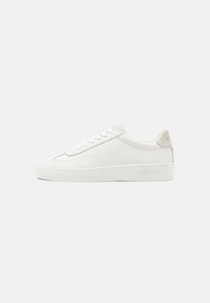 PLAKKA - Baskets basses - white