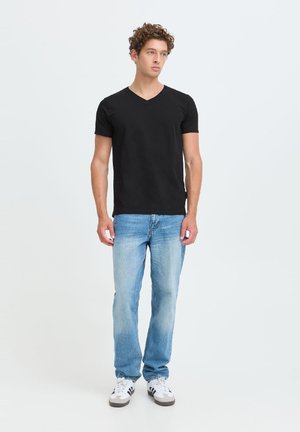Casual Friday, CFLINCOLN V-NECK - Βασικό μπλουζάκι - black