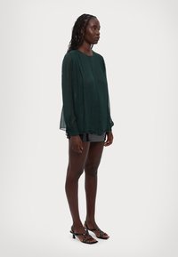 MAX&Co. SIGARO - Blouse - dunkelgruen