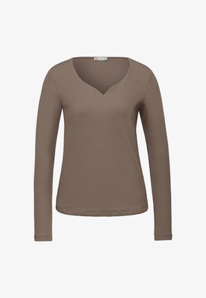 Haut à manches longues et décolleté en V en tissu côtelé brun clair, avec un ourlet droit et un minimum de détails. Texture lisse tout au long.