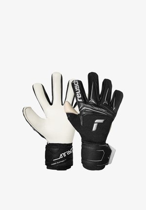 Een paar zwart-witte Reusch keepershandschoenen met polsbandjes en vingerondersteuning, die zowel de handpalm als de achterkant tonen.