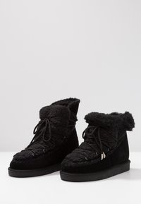 Gioseppo Bottines compensées - black