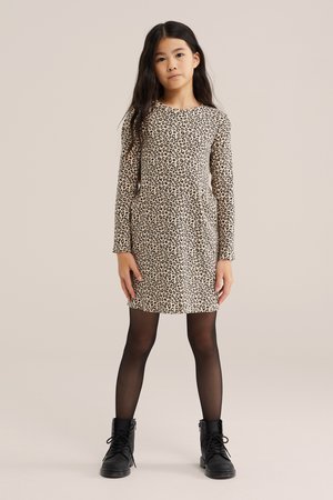 WE Fashion, Strikkjoler - light brown