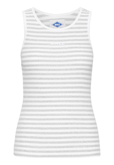 Biały top na ramiączkach z jasnoszarymi poziomymi pasami, z okrągłym dekoltem i dopasowanym krojem. Materiał wydaje się miękki i lekki.
