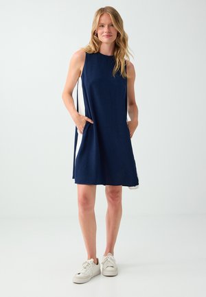 Jimmy Key, SLEEVELESS CREW NECK COLOUR-BLOCK WOVEN DRESS - Robe de jour - dark blue