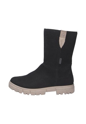 Schwarze ankle boots aus strukturiertem Material mit runder Schuhspitze und beiger Gummisohle. Mit einem braunen Akzent an der Rückseite.