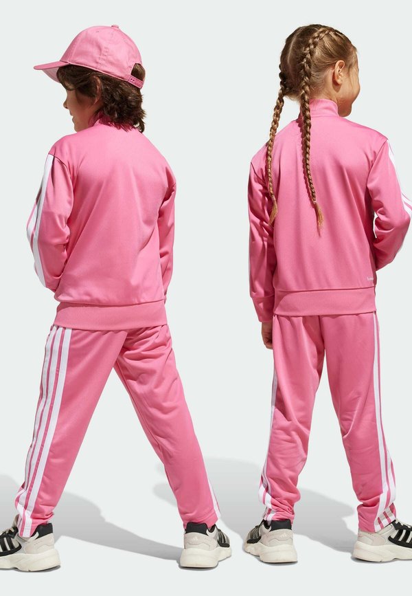 SEASONAL ESSENTIALS TIBERIO 3-STRIPES TRICOT TRACK SUIT KIDS - Tracksuit2