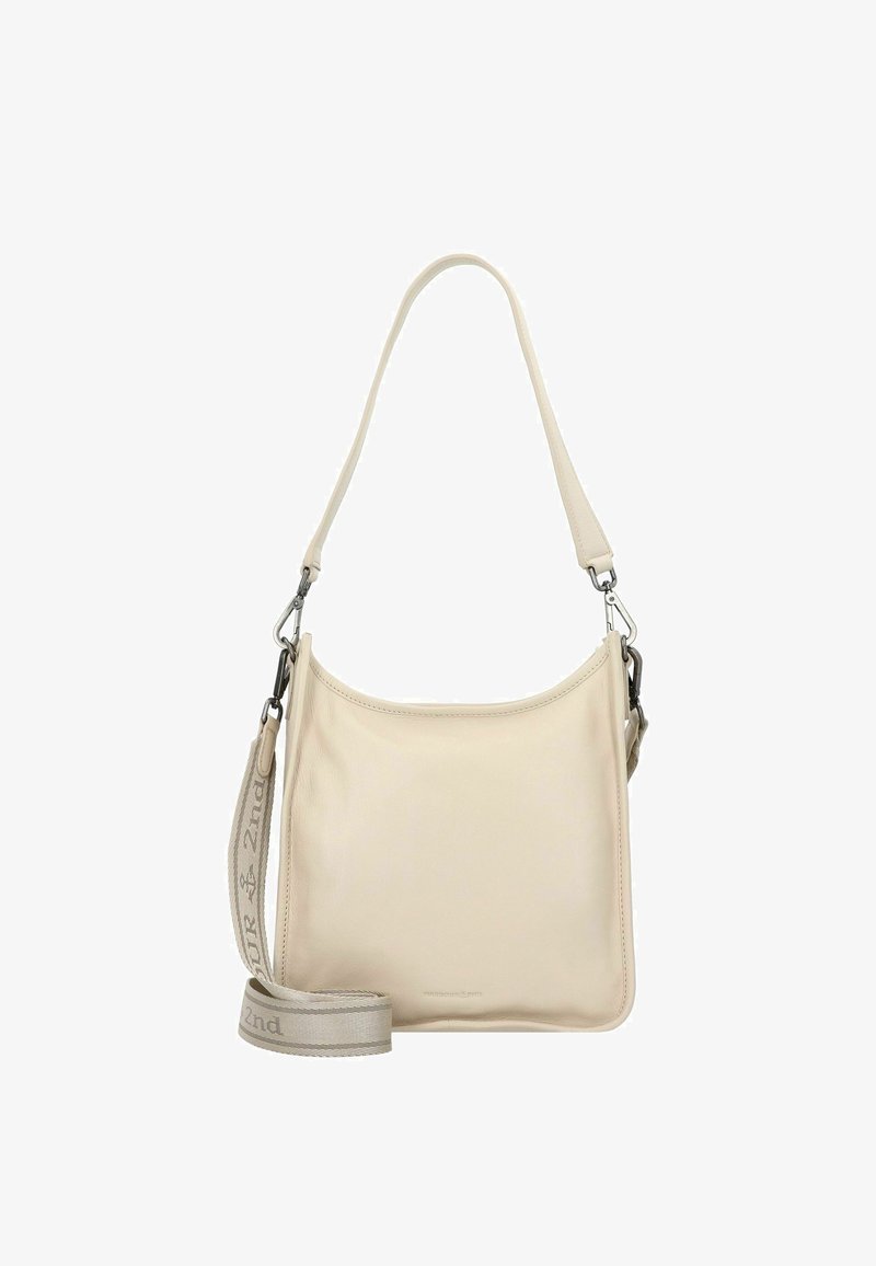 Borsa a spalla in pelle color crema con tracolla in tessuto regolabile e removibile, caratterizzata da un testo sottile e chiusure metalliche.