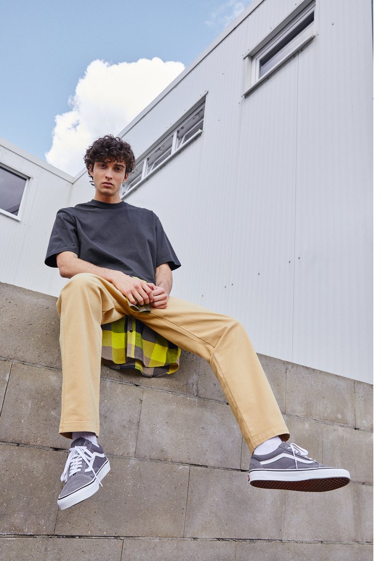 Levi's® XX CHINO EZ TAPER II - Calças - tan