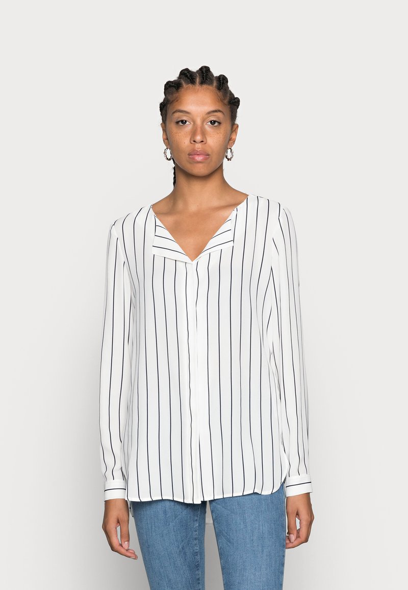 VILA VILUCY - Blusa - snow white/total eclipse