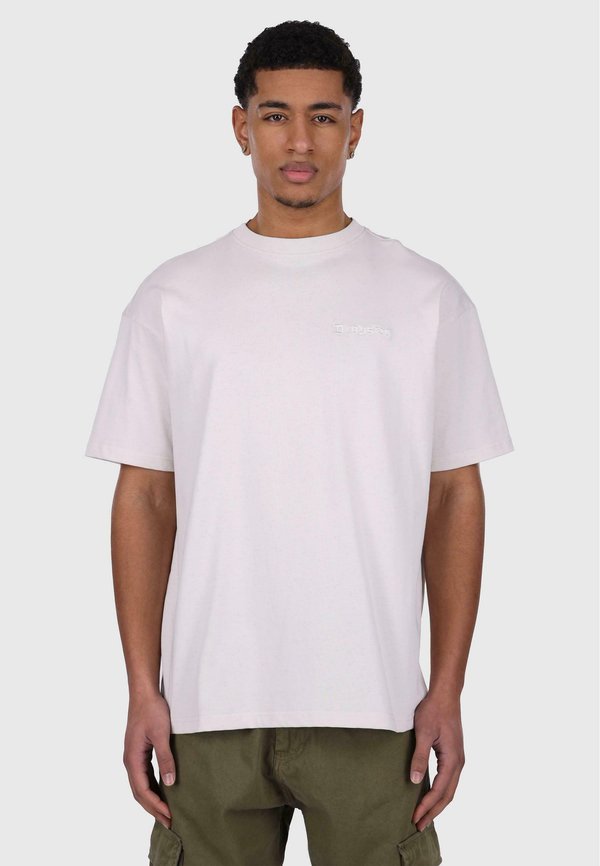 REGULAR FIT - T-Shirt basic