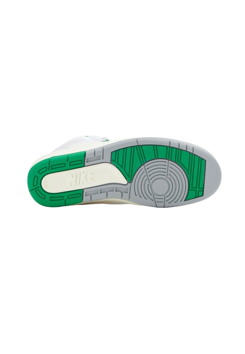 AIR JORDAN 2 RETRO - Vysoké tenisky - white green grey