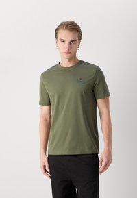 Tommy Hilfiger STACK TEE - T-shirt basic - green