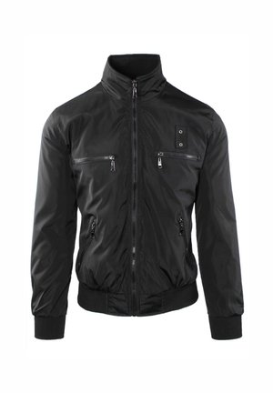 Giubbotto bomber nero con colletto alto, chiusura a zip e quattro tasche con zip. Realizzato in materiale leggero e liscio con polsini a coste.