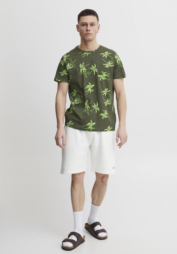 BHTee - Print T-shirt - forest night2