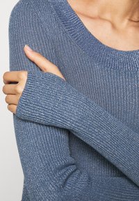 HUGO Pullover - blue