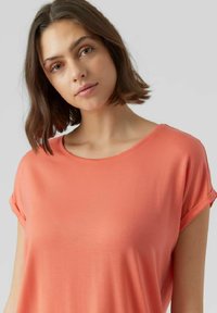 Vero Moda VMAVA PLAIN - T-shirts basic - georgia peach