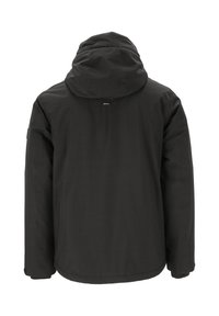 Schwarze wasserdichte Jacke mit Kapuze, die eine glatte Textur und einen geraden Schnitt aufweist. Enthält ein Logodetail auf der Rückseite.