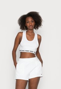 Tommy Jeans LOGO CROP - Topper - white