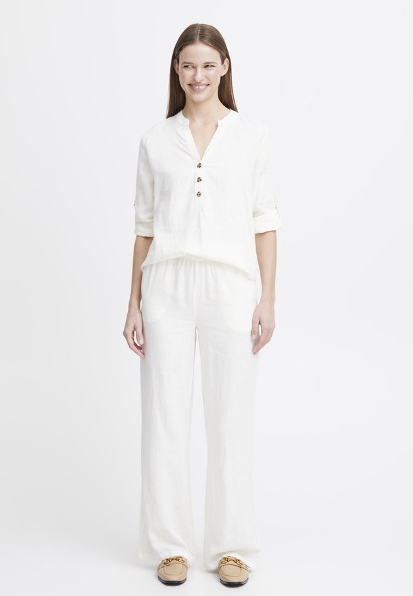 BYALAKKA - Trousers - marshmallow2