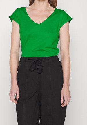 Camiseta básica - green