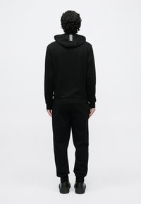 EA7 Emporio Armani TRAIN CORE - Φούτερ - black/white