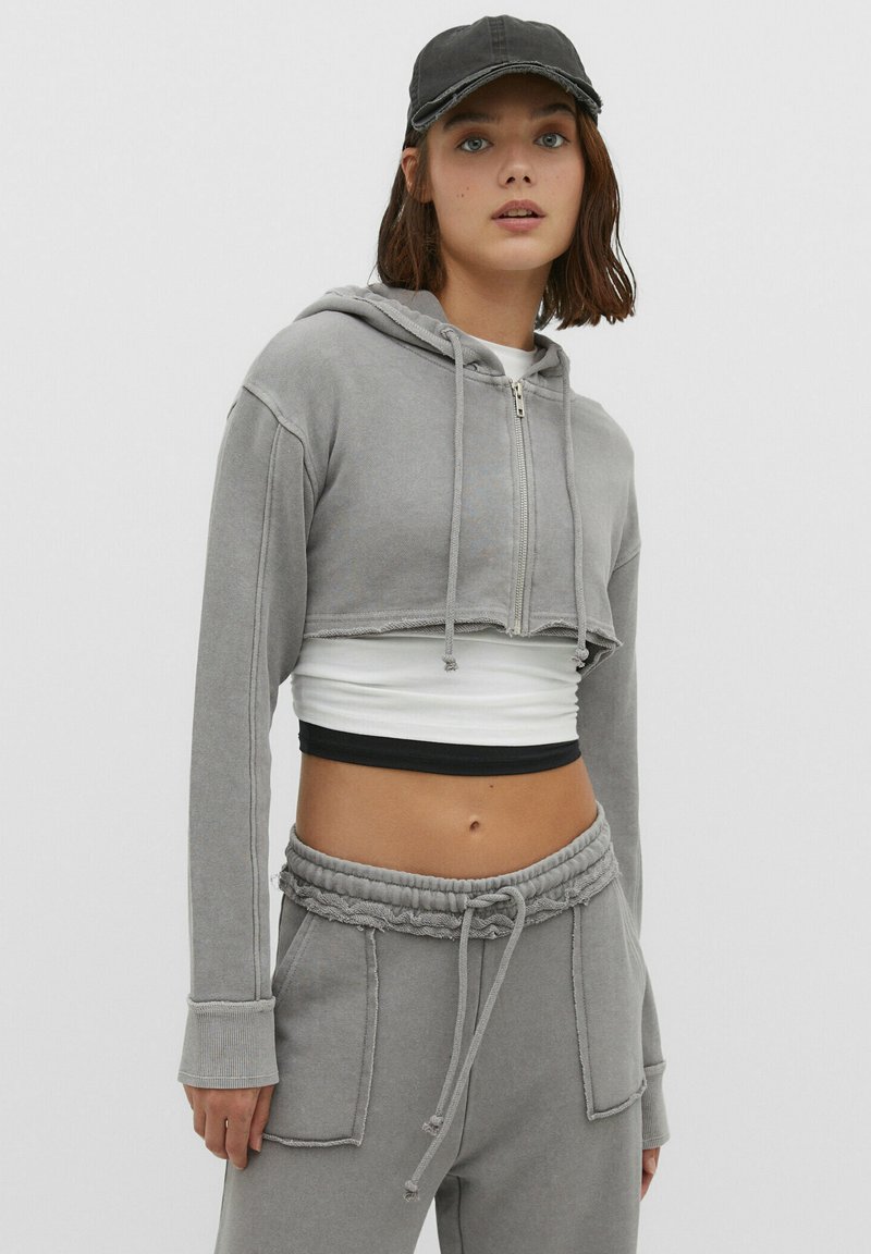 Stradivarius CROPPED ARM WARMERS Sweatjacke grey/grau Zalando.at
