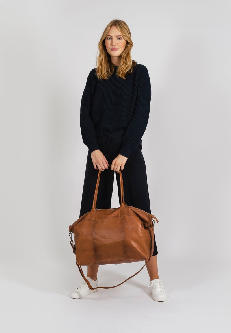 Still Nordic STILLBASIC WEEKEND BAG - Weekender - caramel