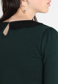 mint&berry Neule - dark green
