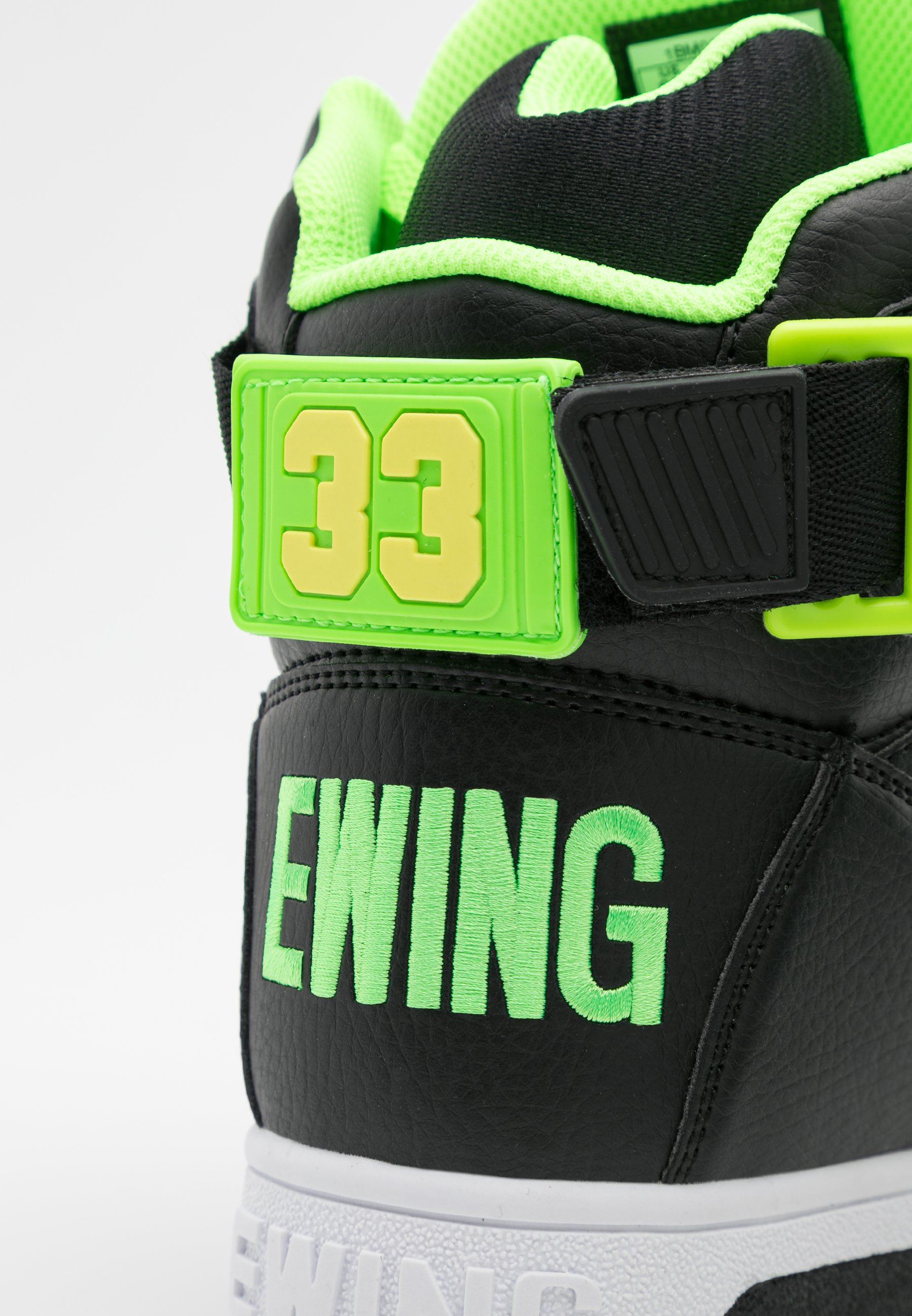 Men 33 - High-top trainers Men 33 - High-top trainers