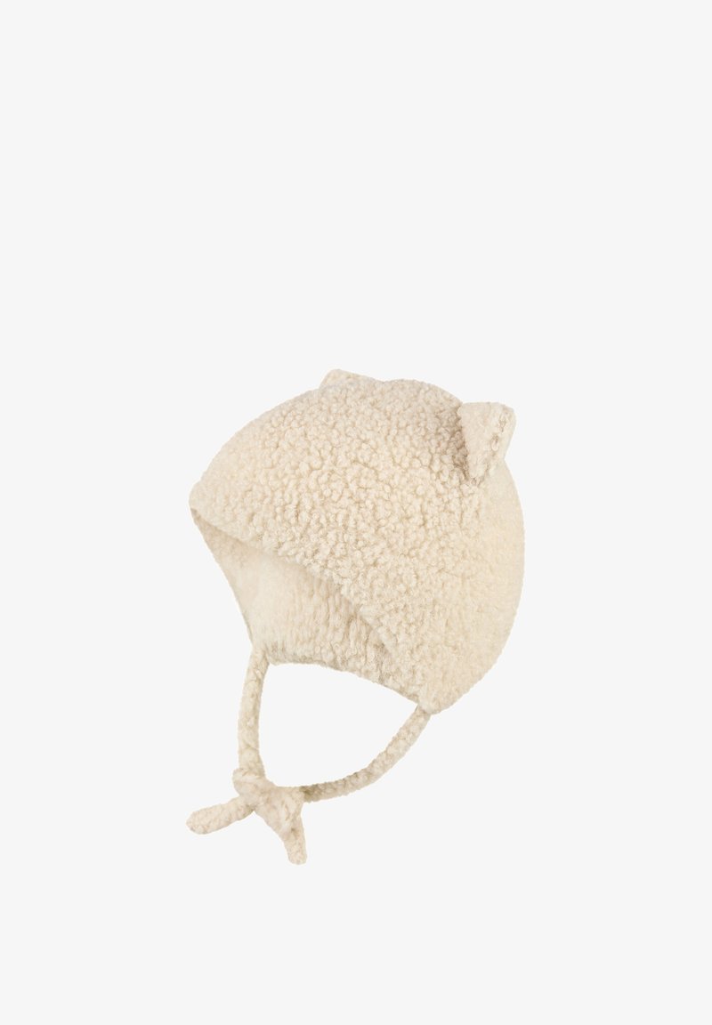 Weiche babyhaube aus cremefarbenem Fleece mit Ohrenklappen, gebundenen Kinnriemen und kleinen dekorativen Ohren oben.