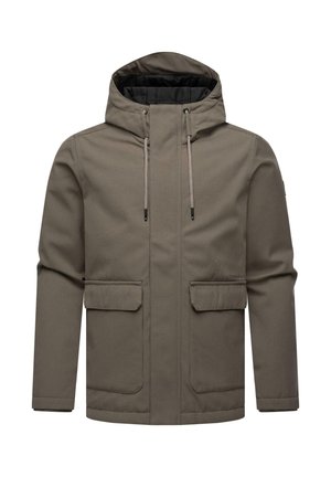Chaqueta impermeable verde oliva con capucha, dos bolsillos frontales, cordones ajustables y un acabado suave.