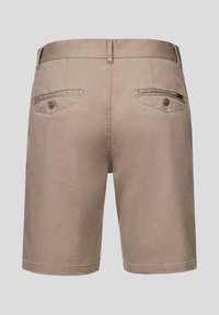Beżowe bawełniane szorty z dwiema tylnymi kieszeniami, każda z guzikiem, o prostym kroju, ukazujące gładką strukturę.
