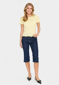 Saint Tropez GRUSZ POINTELLE - T-Shirt basic - pale banana