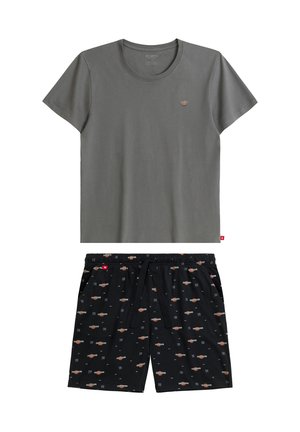 Szara bawełniana koszulka z krótkim rękawem i małym logo; czarne szorty z elastycznym pasem, zdobione kolorowym wzorem z logo.