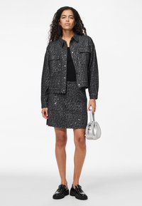 Pieces PCROBERTA JACKET - Casaco de ganga - grey denim