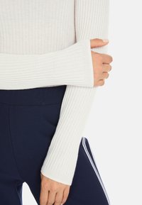 Marc Cain Strickpullover - off white