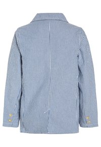 Niebiansko-biała, pasiasta koszula zapinana na guziki, z kołnierzykiem, długimi rękawami i zapinanymi mankietami, wykonana z teksturowanej tkaniny z widocznymi szwami.