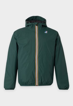 Casaco com capuz verde escuro, punhos elásticos, fecho de correr frontal às riscas multicoloridas e logótipo K-Way no peito.