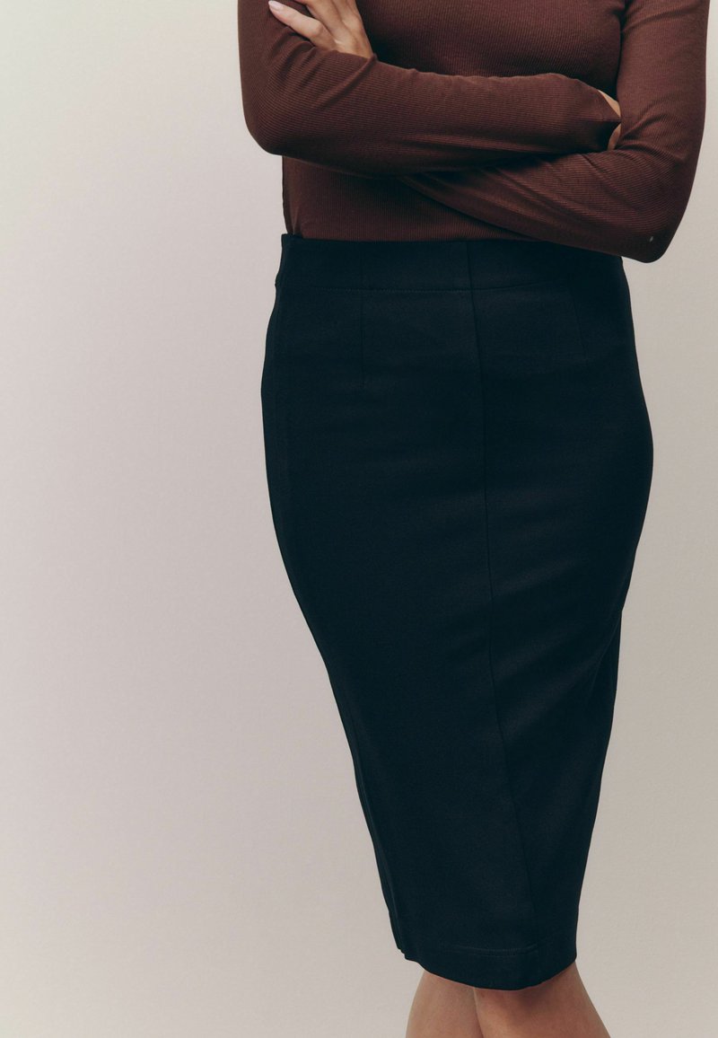 Next TALL FIT - Bleistiftrock - black