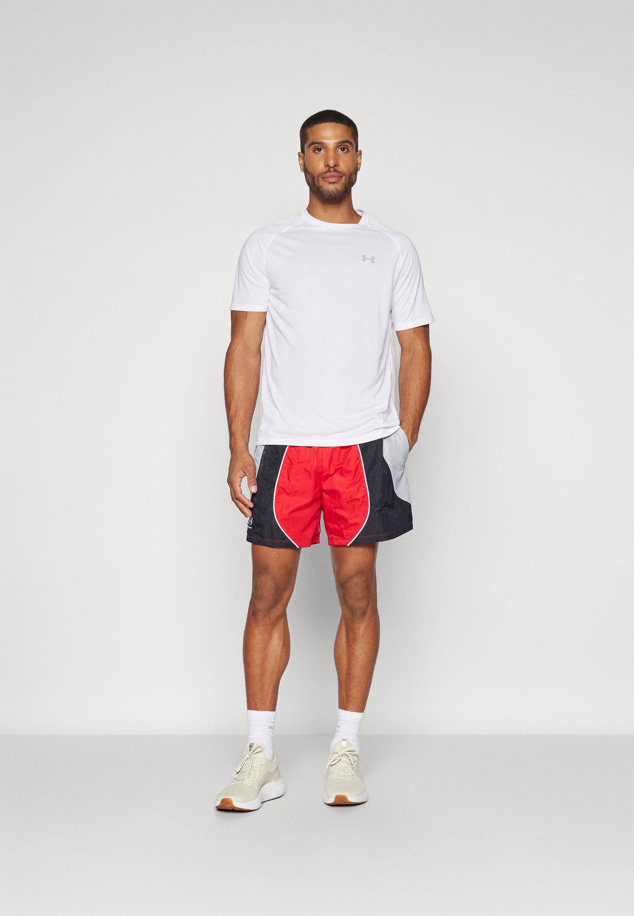 ICON VOLLEY SHORTS