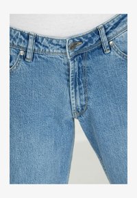 Seleccionado, classic mid blue