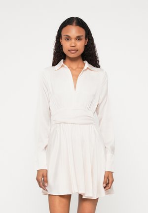 CONCETTA FLARE DRESS - Vardagsklänning - cream white