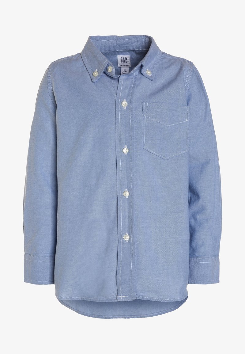 Chemise bleu clair à manches longues en coton, dotée d'un col boutonné, d'une poche avant et de boutons blancs sur la patte de boutonnage.