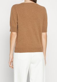 Repeat T-shirt basic