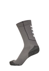 Grijze sportsocken met ribbeltextuur, verstevigde hiel en teen, en witte accentlijnen. Heeft een ontwerp tot halverwege de kuit voor extra ondersteuning.
